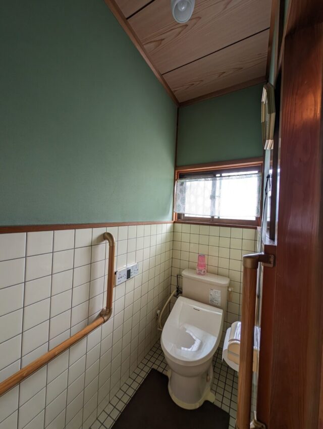 画像：O様邸　トイレ工事前の写真