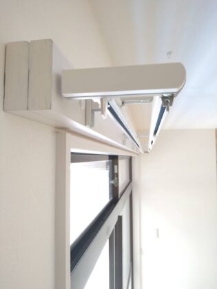 画像：O様邸　カーテン用ふかし枠設置後の写真