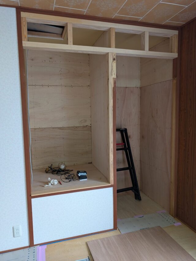 画像：Ｉ様邸　クローゼット工事中の写真