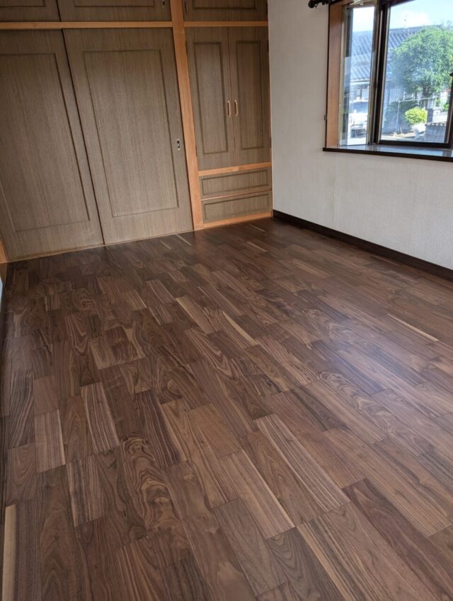 画像：O様邸　寝室床　工事後の写真