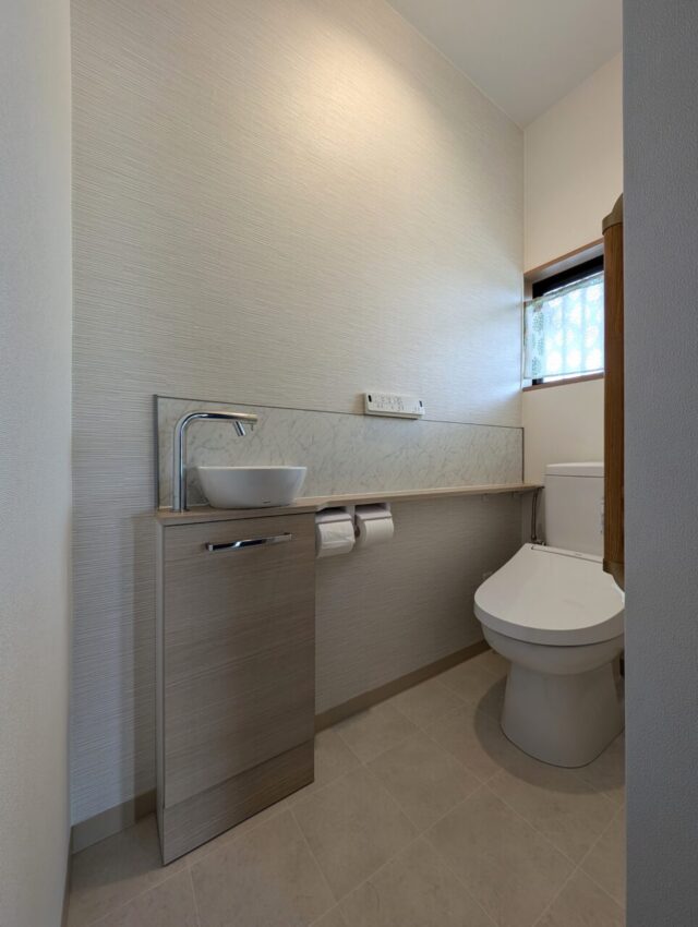 画像：O様邸　トイレ工事後の写真
